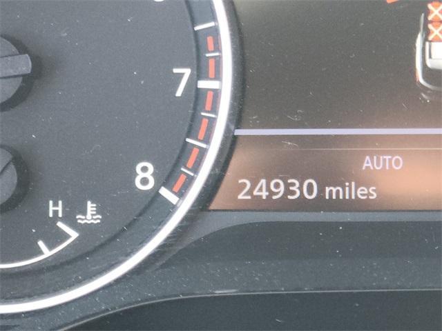 Photo of 2022 Deep Ocean Blue Nissan Pathfinder