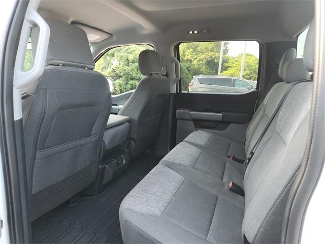 Photo of 2022 Oxford White Ford F-150