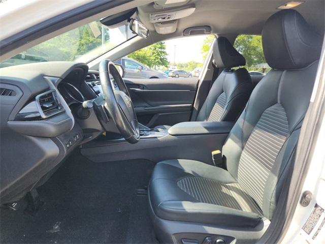 Photo of 2020 Super White Toyota Camry
