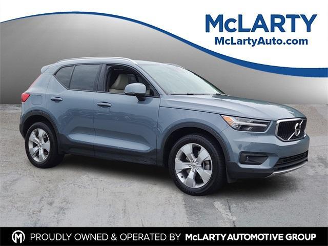2022 Volvo XC40