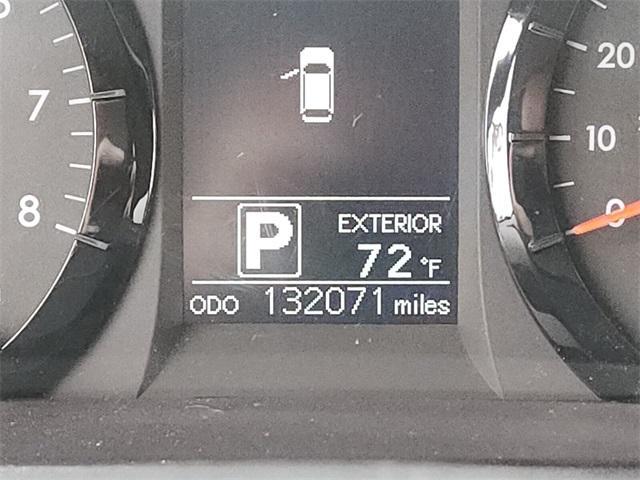 Photo of 2015 Gold Toyota Sienna