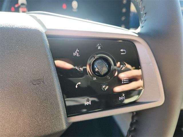Photo of 2025 Everest White P Nissan Murano