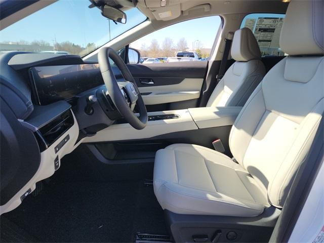 Photo of 2025 Everest White P Nissan Murano