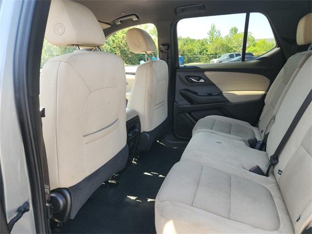 Photo of 2023 Sterling Gray Metallic Chevrolet Traverse