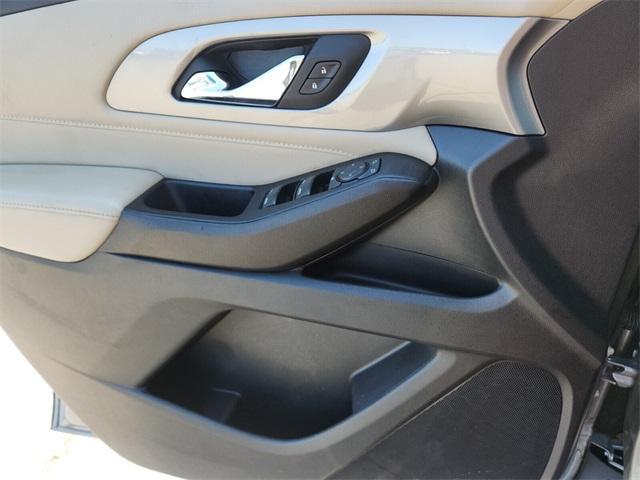 Photo of 2023 Sterling Gray Metallic Chevrolet Traverse
