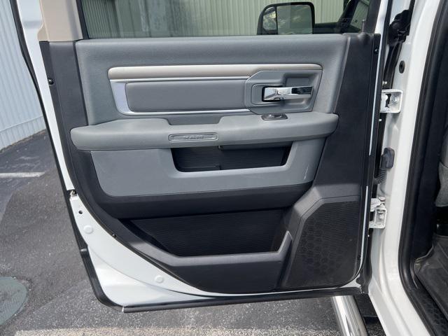 Photo of 2016 Bright White Clearcoat RAM 2500