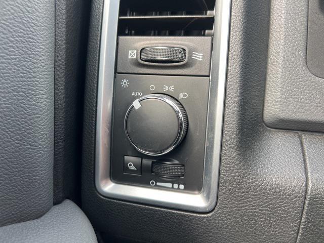 Photo of 2016 Bright White Clearcoat RAM 2500