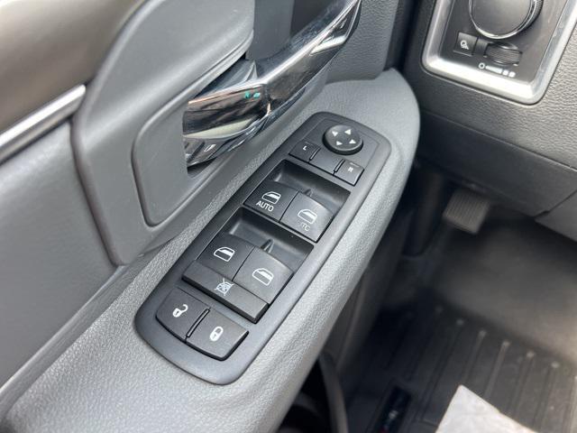 Photo of 2016 Bright White Clearcoat RAM 2500
