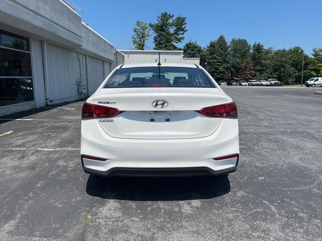 Photo of 2018 Frost White Pearl Hyundai Accent