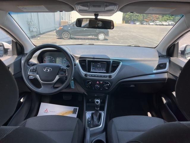 Photo of 2018 Frost White Pearl Hyundai Accent
