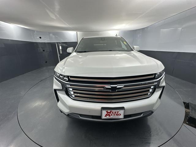 Photo of 2022 Iridescent Pearl Tricoat Chevrolet Tahoe