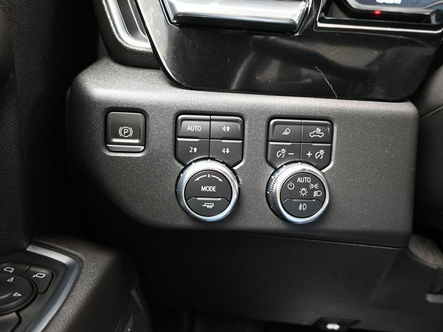 Photo of 2022 Desert Sand Metallic GMC Sierra 1500
