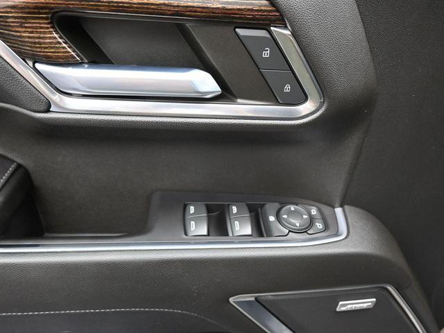 Photo of 2022 Desert Sand Metallic GMC Sierra 1500