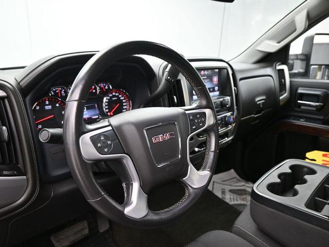 Photo of 2015 Summit White GMC Sierra 2500