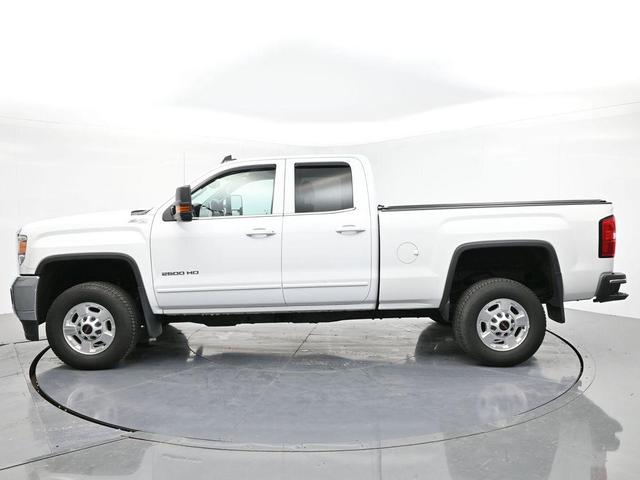 Photo of 2015 Summit White GMC Sierra 2500