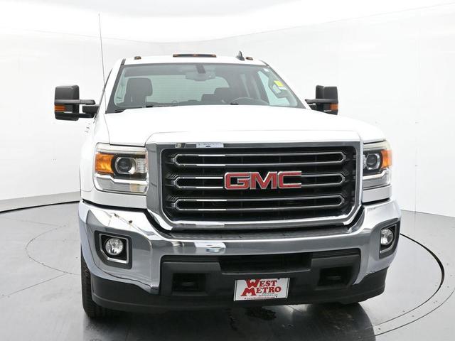 Photo of 2015 Summit White GMC Sierra 2500