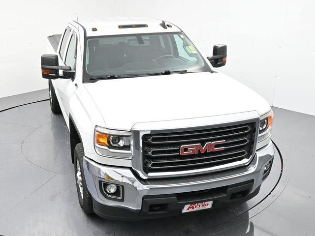 Photo of 2015 Summit White GMC Sierra 2500