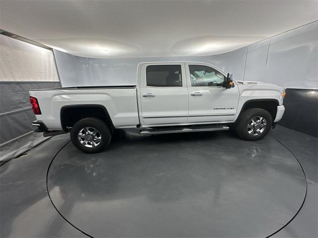 Photo of 2019 Summit White GMC Sierra 3500