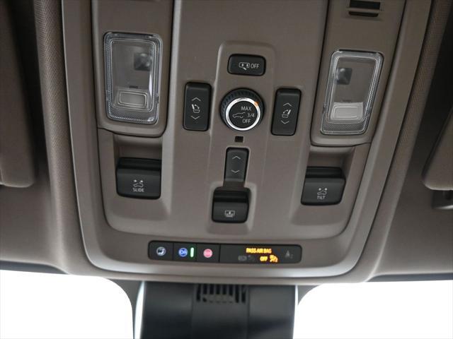 Photo of 2025 Downpour Metallic GMC Yukon