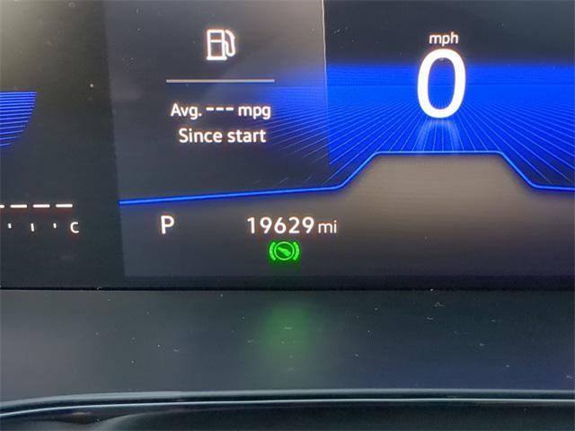 Photo of 2024 Pure White Volkswagen Taos