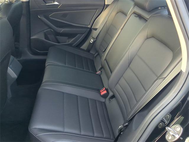 Photo of 2021 Deep Black Pearl Volkswagen Jetta