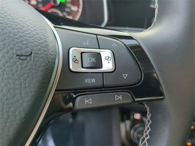 Photo of 2021 Deep Black Pearl Volkswagen Jetta