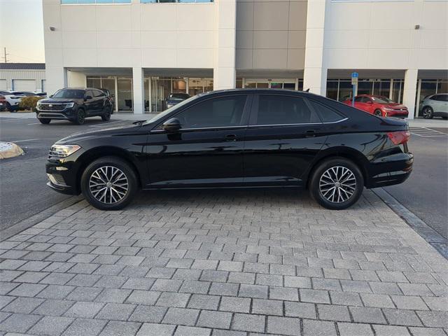 Photo of 2021 Deep Black Pearl Volkswagen Jetta