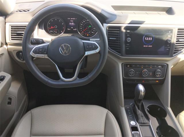 Photo of 2021 Pure White Volkswagen Atlas