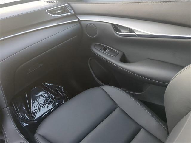 Photo of 2025 Lunar White INFINITI QX50