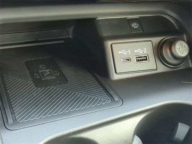 Photo of 2025 Lunar White INFINITI QX50