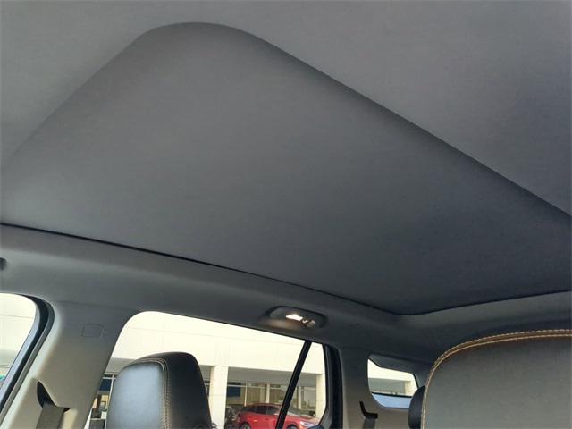 Photo of 2021 Summit White GMC Terrain