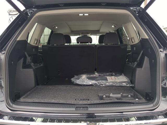 Photo of 2026 Deep Black Pearl Volkswagen Atlas
