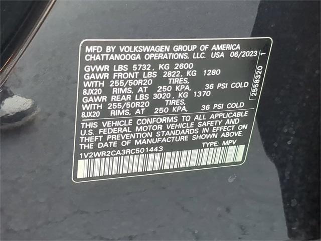 Photo of 2024 Deep Black Pearl Volkswagen Atlas