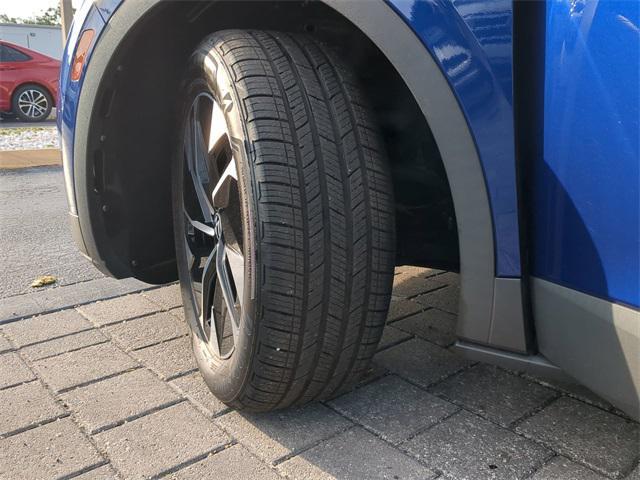 Photo of 2021 Dusk Blue Metallic Volkswagen ID.4
