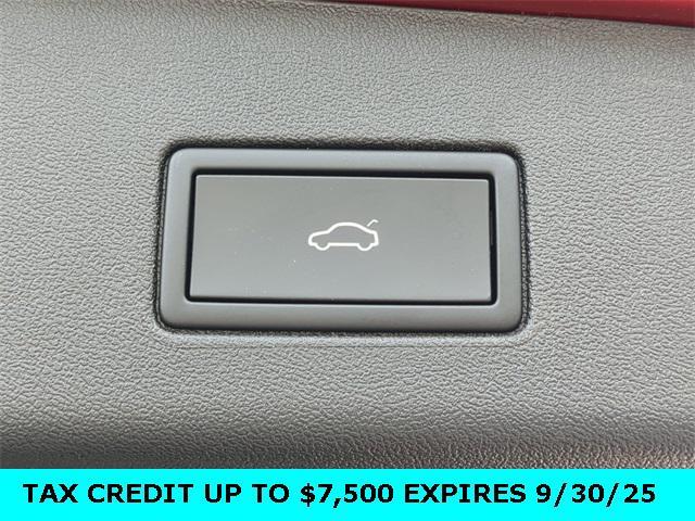 Photo of 2025 Aurora Red Metallic Volkswagen ID.4