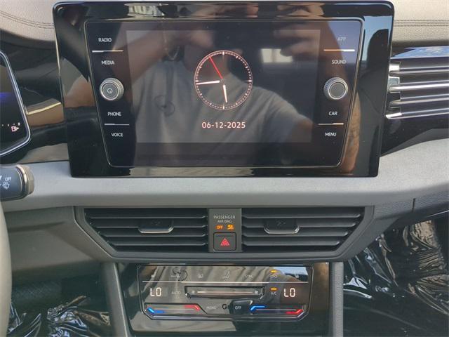 Photo of 2025 Kings Red Metallic Volkswagen Jetta