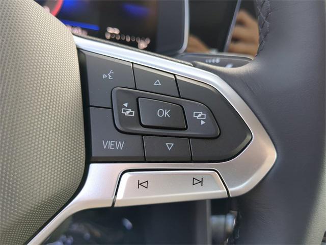Photo of 2025 Kings Red Metallic Volkswagen Jetta