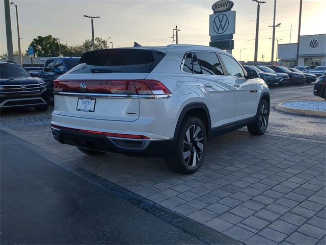 Photo of 2025 Opal White Pearl Volkswagen Atlas Cross Sport