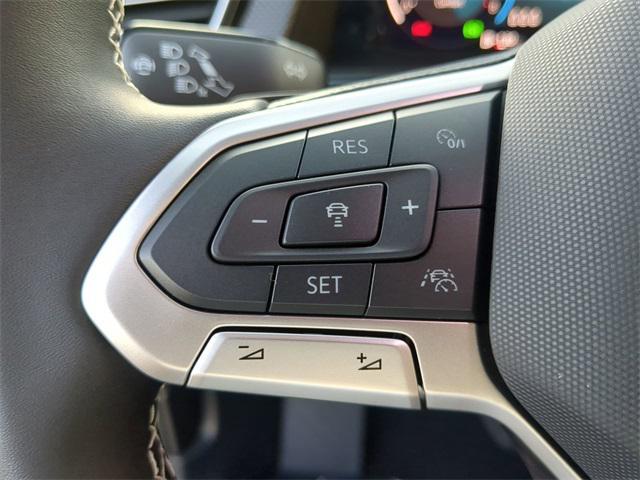 Photo of 2025 Opal White Pearl Volkswagen Atlas Cross Sport