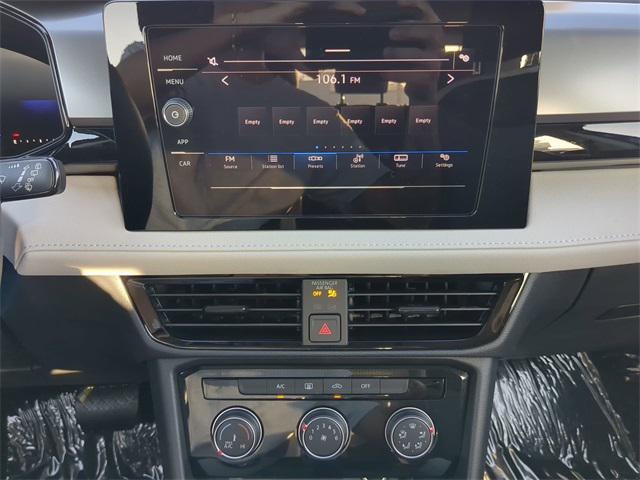 Photo of 2025 Platinum Gray Metallic Volkswagen Taos