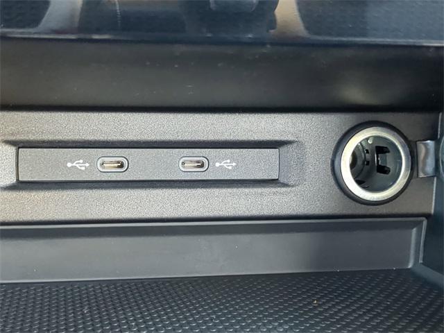 Photo of 2025 Platinum Gray Metallic Volkswagen Taos