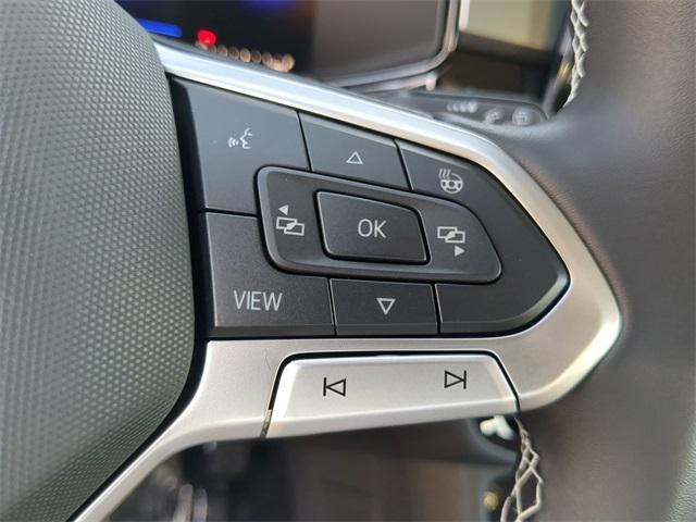 Photo of 2025 Platinum Gray Metallic Volkswagen Taos