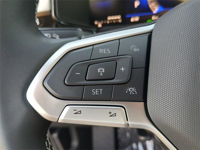 Photo of 2025 Platinum Gray Metallic Volkswagen Taos