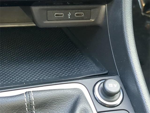 Photo of 2023 Opal White Pearl Volkswagen Jetta