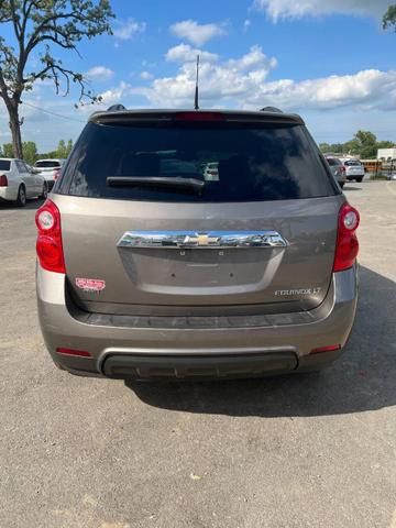 Photo of 2011 Mocha Steel Metallic Chevrolet Equinox