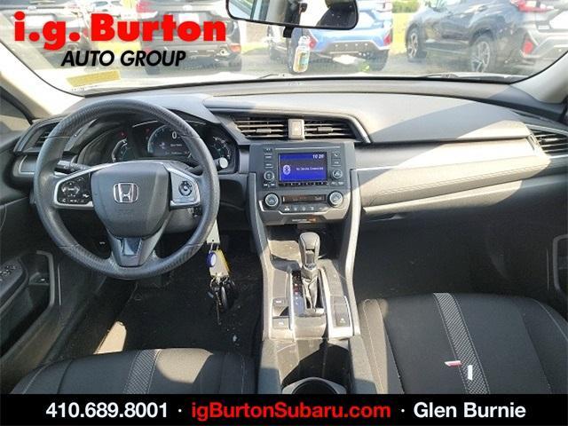 Photo of 2019 Silver Metallic Honda Civic
