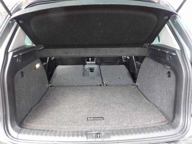 Photo of 2016 Gray Volkswagen Tiguan