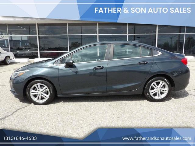 Photo of 2017 Gray Chevrolet Cruze