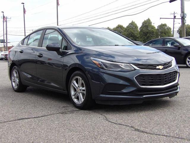 Photo of 2017 Gray Chevrolet Cruze