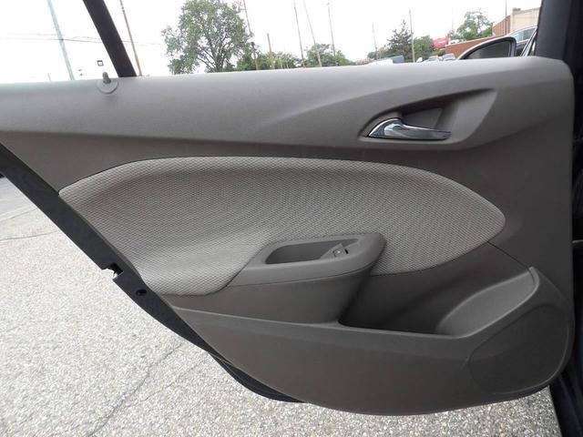 Photo of 2017 Gray Chevrolet Cruze